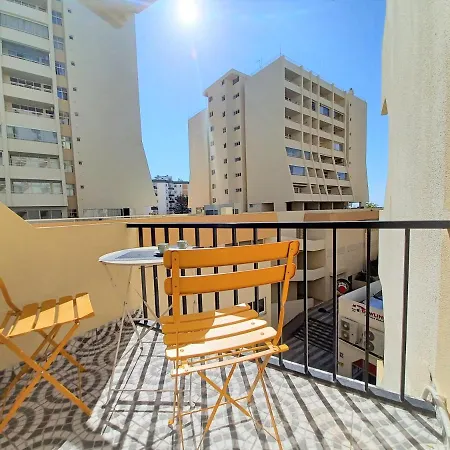 Apartment Acropole *